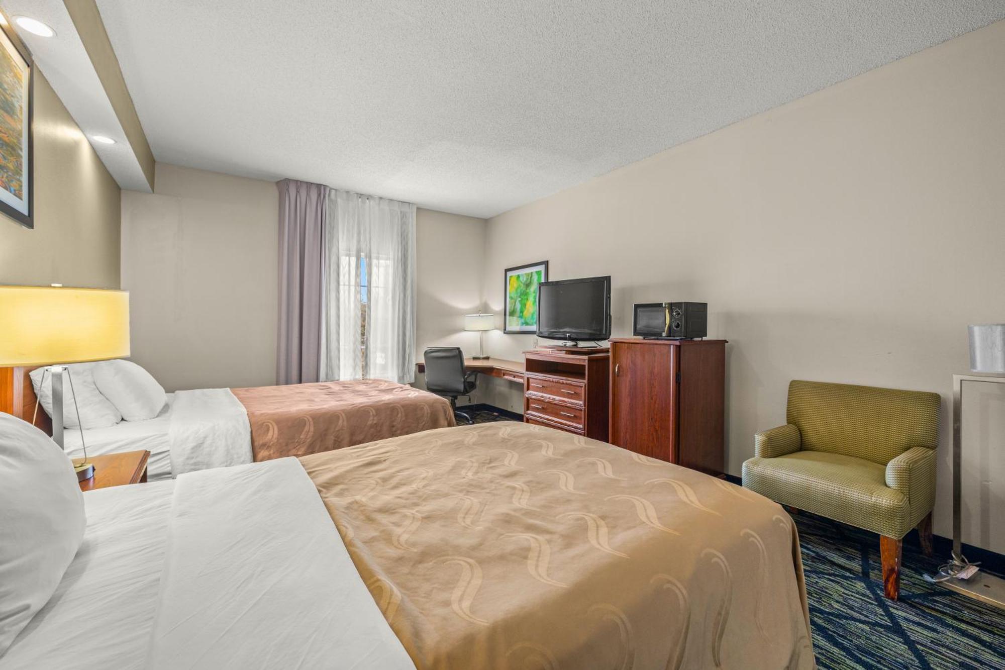 Quality Inn לייק סיטי מראה חיצוני תמונה